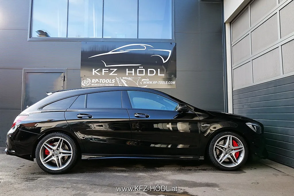 Mercedes-Benz CLA 45 AMG Shooting Brake 4MATIC Aut. Image 5